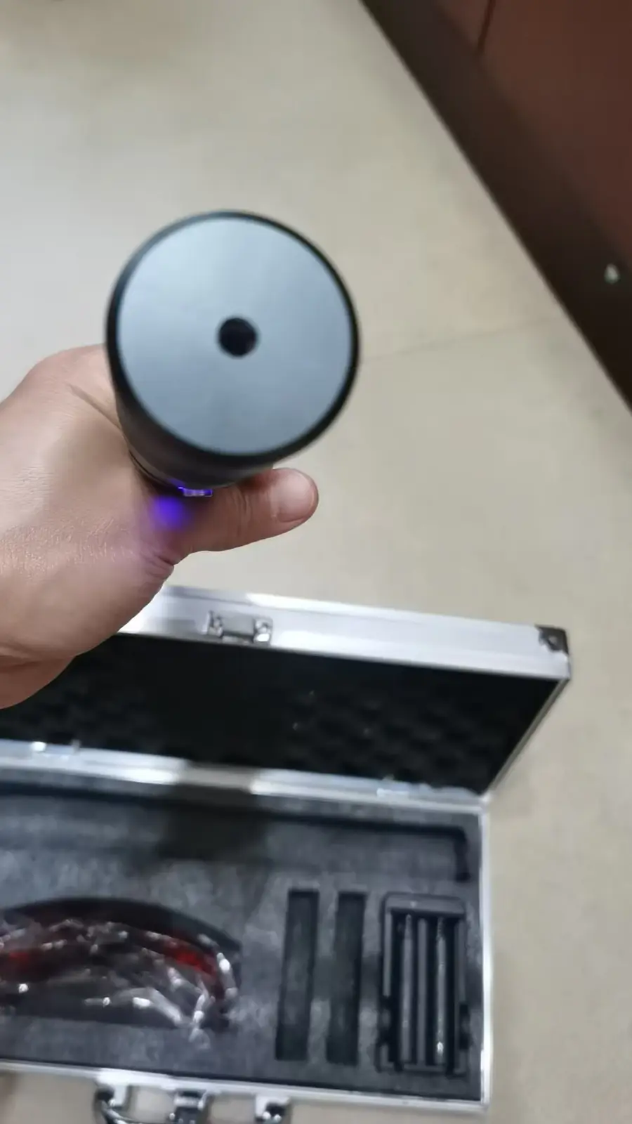 Long Range 450nm Blue Beam Laser - Dual 18650 Battery Kit, SKU B01.6, >1mw power, 450nm blue laser wavelength, Black color, product thumbnail 4