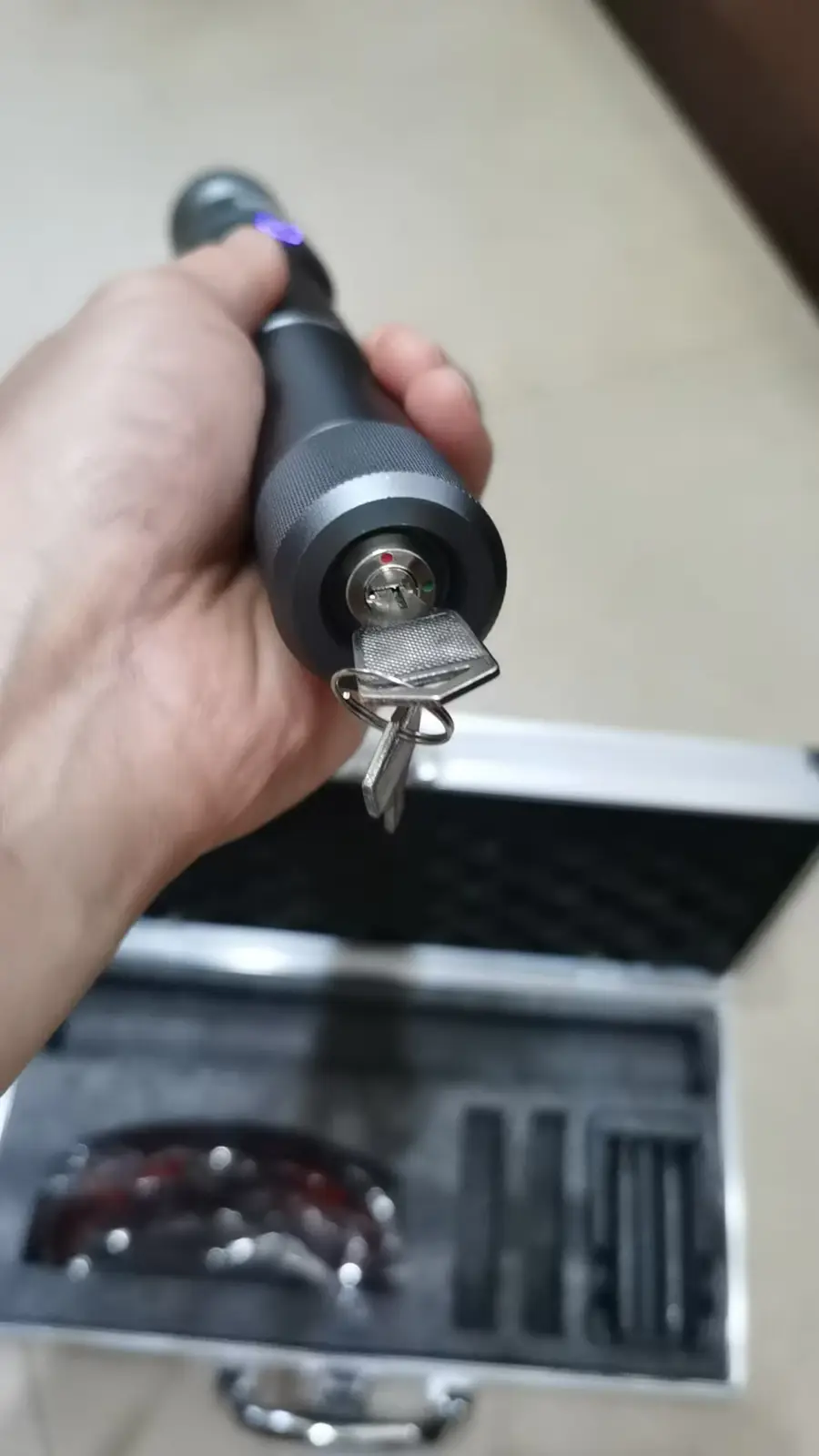 Long Range 450nm Blue Beam Laser - Dual 18650 Battery Kit, SKU B01.6, >1mw power, 450nm blue laser wavelength, Black color, product thumbnail 3