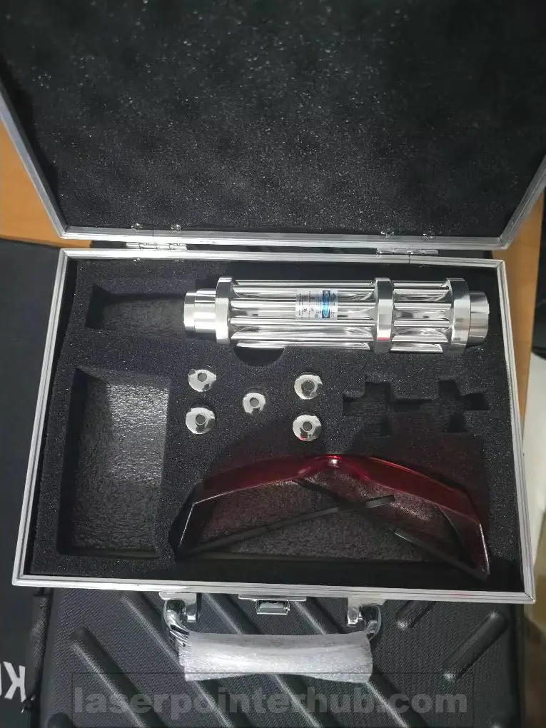 Flying with a Laser Pointer? Here’s How to Carry It Safely (Without Costly Mistakes) image 2
