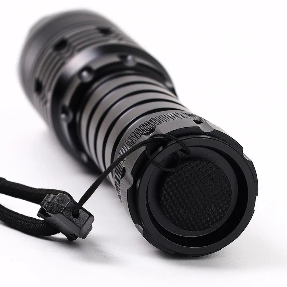 Rugged Build Laser Pointer 1.6W Aluminum Head Variable Focus, SKU B018, 1600mw power, 450nm blue laser wavelength, black/silver/grey color, product thumbnail 7