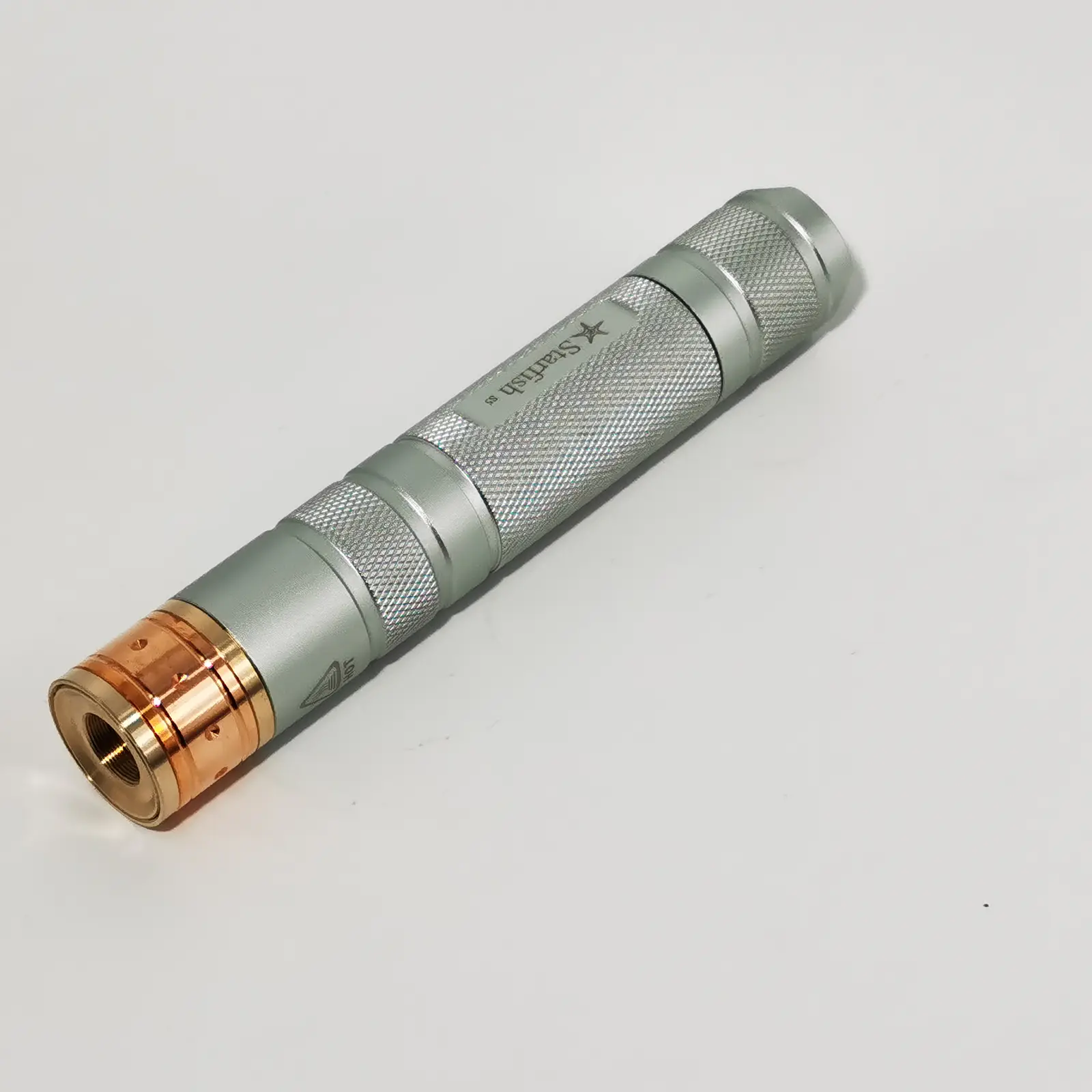 Compact Green Laser Pointer 1.5W 520nm Pocket-Sized Maximum Visibility, SKU B025, 1500mw power, 520nm green laser wavelength, silver color, product thumbnail 4